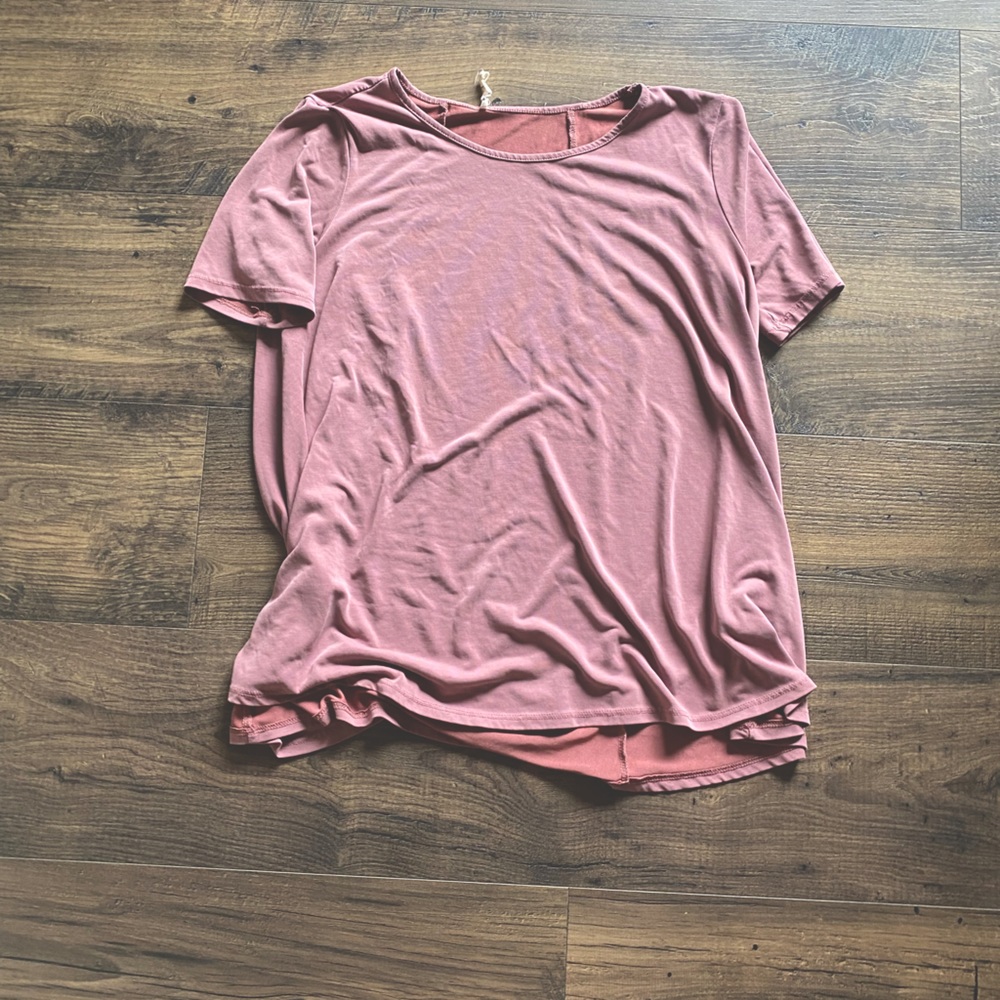 Mauve tshirt